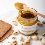 crema spalmabile pistacchi mediterranei primo piano 2