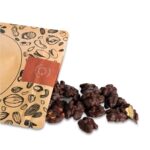 Noci ricoperte di cioccolato in busta